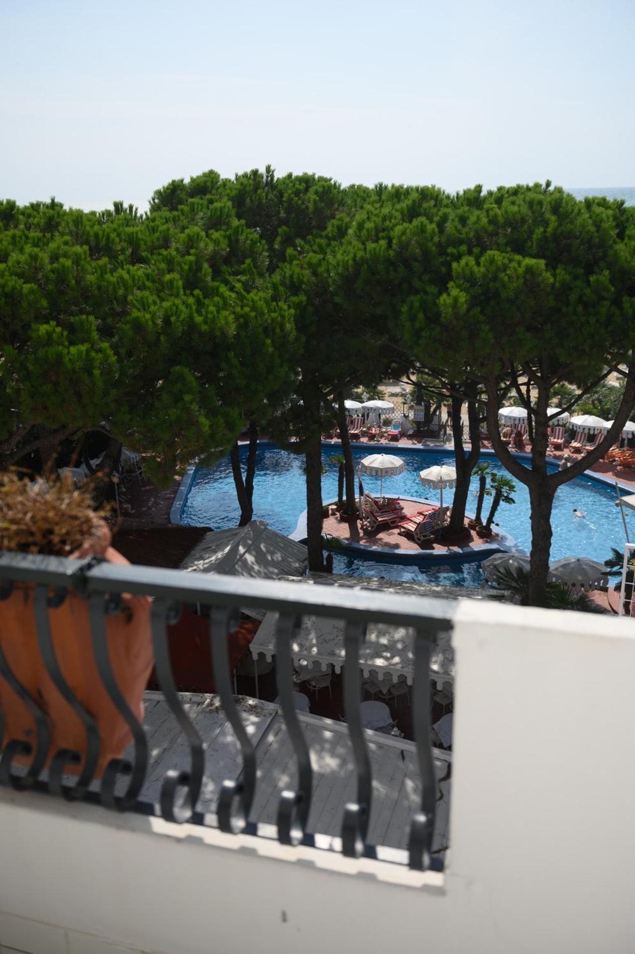Agora Park Hotel Lido di Jesolo Eksteriør billede